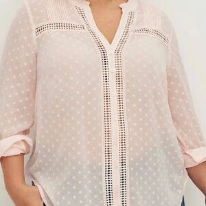 NWT Torrid Clipdot Blouse with Trim